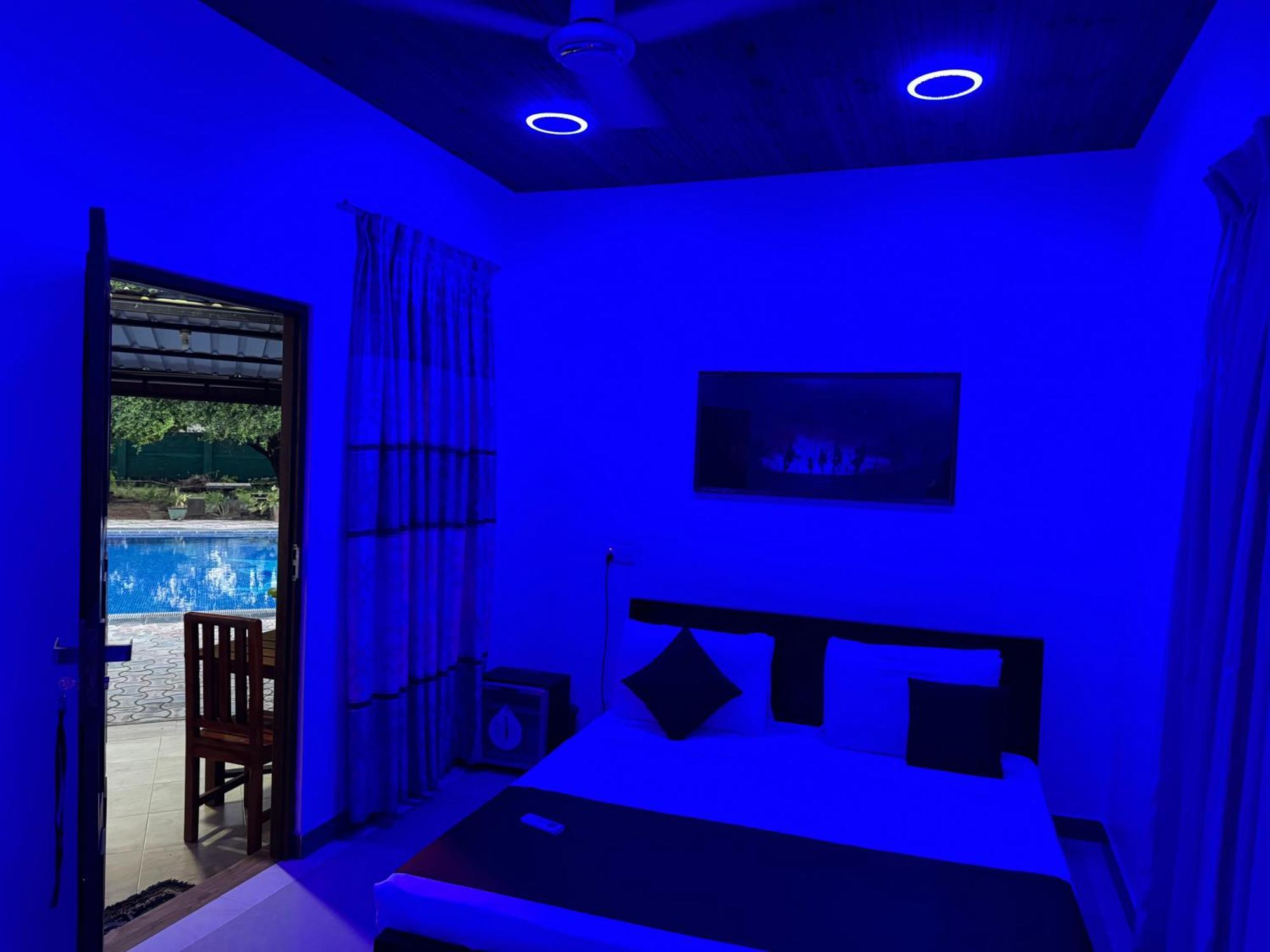 Paris Garden Resort تريكونامالاي المظهر الخارجي الصورة